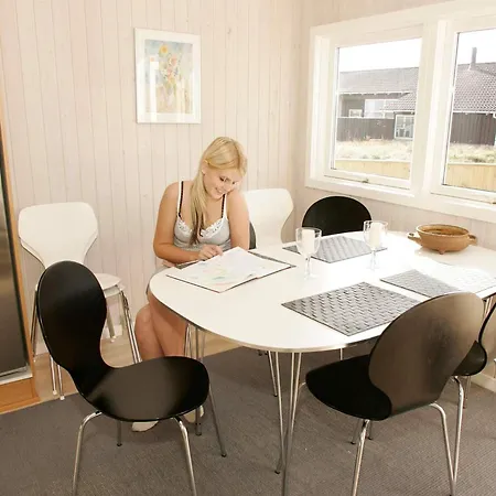 Three-bedroom In Hjørring 25 Feriehus *