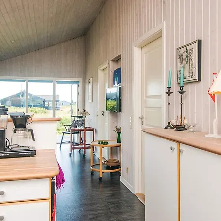 6 Person In Hjorring Lønstrup