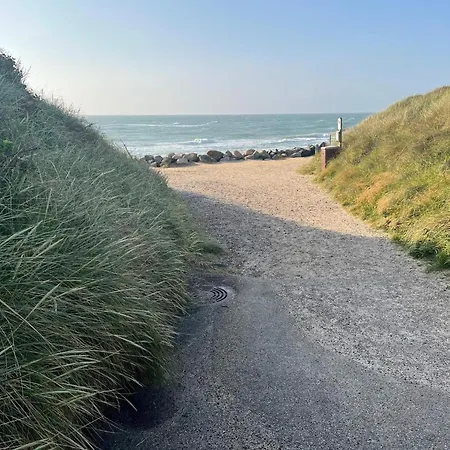 6 Person In Hjorring Lønstrup