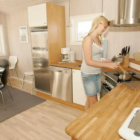 Three-bedroom In Hjorring 25 Holiday home Lonstrup
