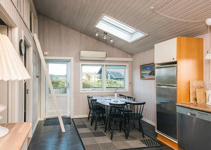 6 Person In Hjorring Casa vacanze Lønstrup