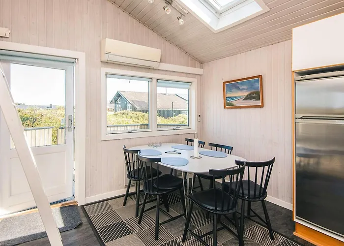 6 Person In Hjorring Casa vacanze *